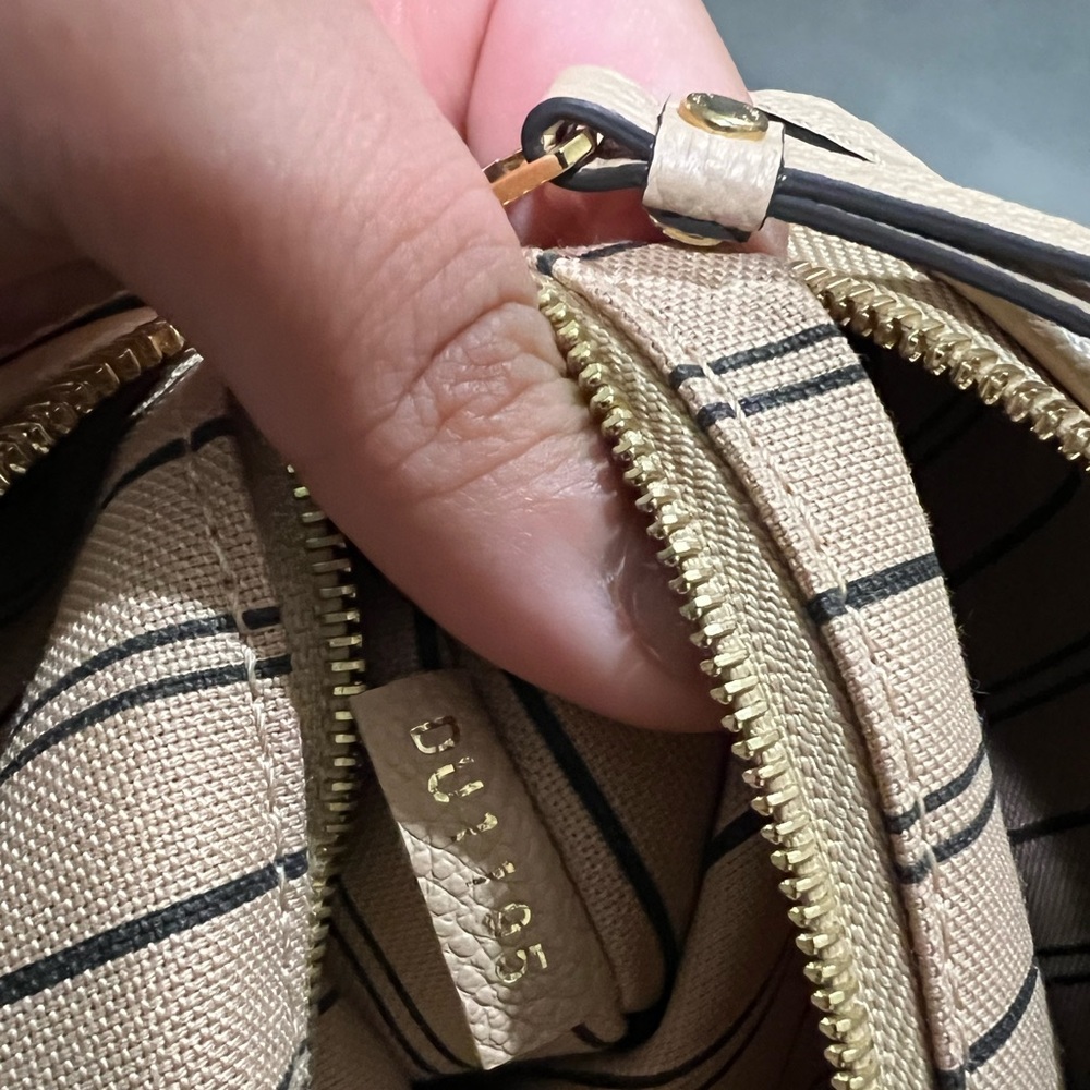 LOUIS VUITTON
Empreinte Speedy Bandouliere 25 Dune - Picture 7 of 8
